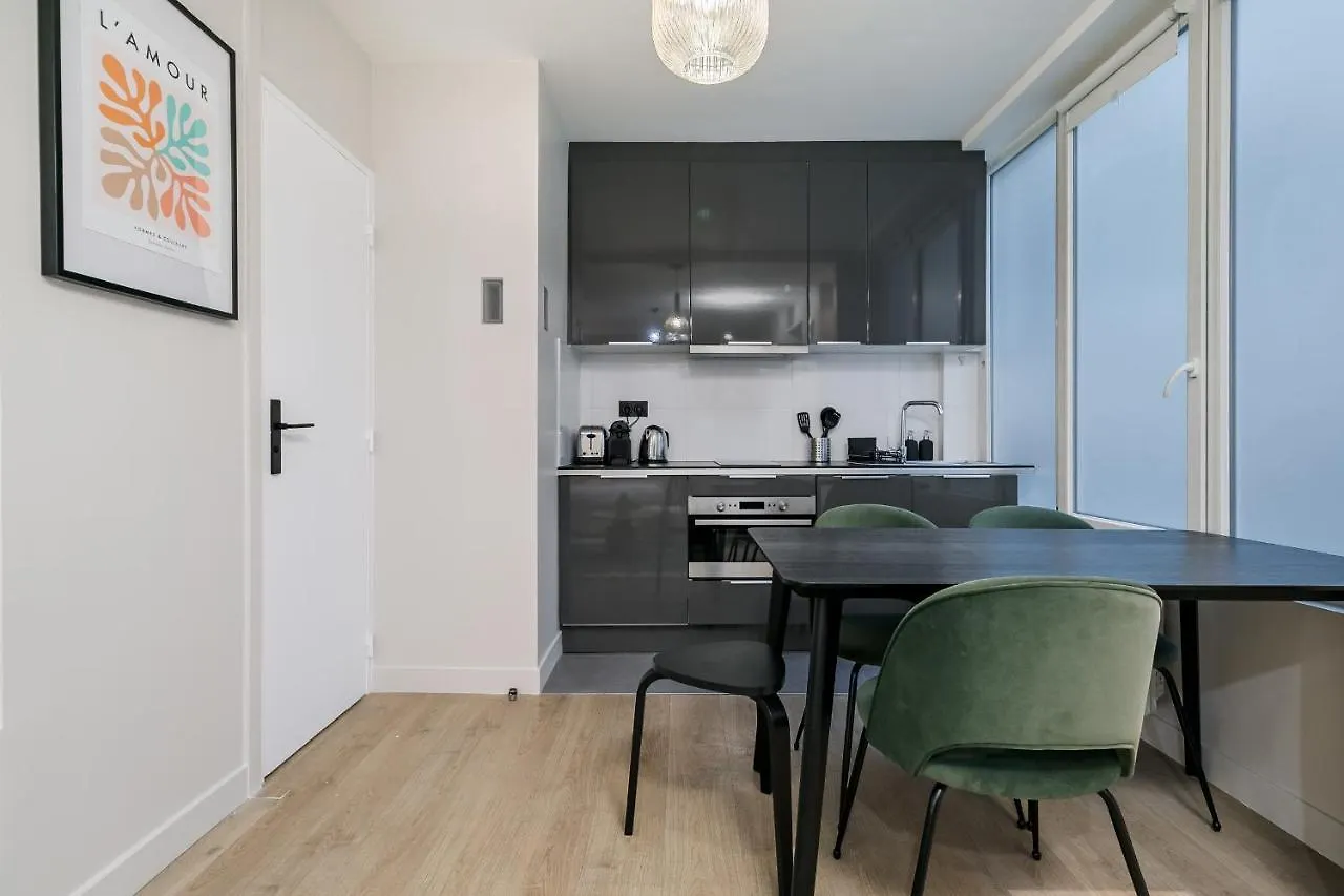 Poetic - Montmartre Appartement