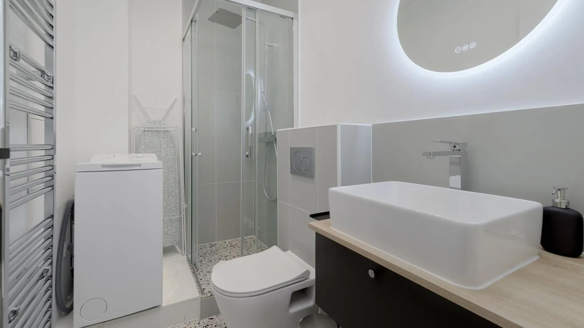 Apartment Poetic - Montmartre